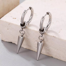 Load image into Gallery viewer, 15mm Hoop Huggies 2cm Spike Earrings