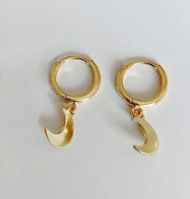 将图片加载到图库查看器,18K Gold Plated 15mm Hoop Moon 12mm Earrings