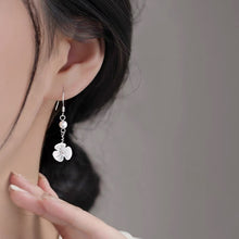 이미지를 갤러리 뷰어에 로드 , S925 Dangle Crystal Pearls Mother Of Pearl Shell Flower Earrings