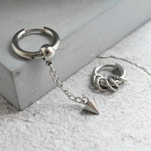 将图片加载到图库查看器,15 And 17mm Asymmetrical Spike Huggies Earrings
