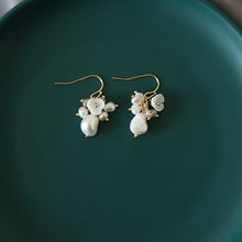 이미지를 갤러리 뷰어에 로드 , 18K Gold Plated 10mm Flora Blooming Mother of Pearl Freshwater Pearls Earrings