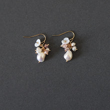이미지를 갤러리 뷰어에 로드 , 18K Gold Plated 10mm Flora Blooming Mother of Pearl Freshwater Pearls Earrings