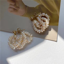 이미지를 갤러리 뷰어에 로드 , 18K Gold Plated Baroque Freshwater Pearls Earrings