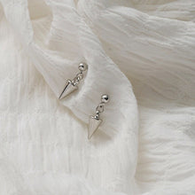 将图片加载到图库查看器,Hypoallergenic surgical stainless steel earrings with small spikes, available in 1cm or 2cm sizes, ideal for a punk gothic style.