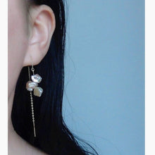 Load image into Gallery viewer, Stainless steel 6-7mm Keshi natural pearls elegant threader earrings, 12cm in length, perfect as bridal and bridesmaid gifts.