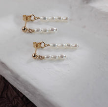 Load image into Gallery viewer, Earrings with 4-5mm freshwater pearls and 18K gold plating, elegant and hypoallergenic.