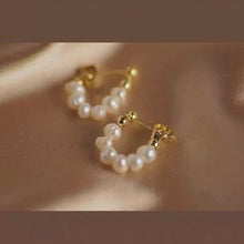 将图片加载到图库查看器,Korean Fashion Baroque 4mm Pearl Hoop Stud Earrings
