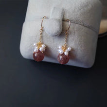 Load image into Gallery viewer, 18k gold plated dangle earrings with 3mm freshwater pearls and 8mm AAA-grade strawberry quartz, 4cm long, hypoallergenic and elegant.