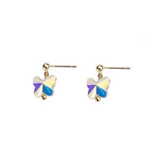 将图片加载到图库查看器,18K gold-plated earrings with 14mm clear AB rainbow butterfly faceted beads. Playful and elegant, ideal for adding sparkle to any outfit.