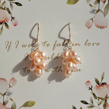 将图片加载到图库查看器,18K gold-plated dangle earrings with 4mm grape AAA pearls in purple or peach. Elegant and sophisticated, ideal for adding a pop of color to your look.