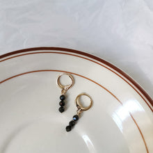 将图片加载到图库查看器,18K gold-plated earrings with 3-4mm natural tourmaline faceted beads. Vibrant and elegant, ideal for adding a pop of color to your look.