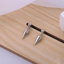 将图片加载到图库查看器,Hypoallergenic surgical stainless steel earrings with small spikes, available in 1cm or 2cm sizes, ideal for a punk gothic style.