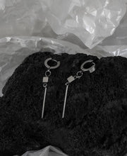 将图片加载到图库查看器,Surgical stainless steel Korean huggie earrings with 4mm cube design, 3cm rectangle charm, and 5-6cm hoop.