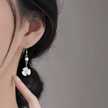 이미지를 갤러리 뷰어에 로드 , S925 Dangle Crystal Pearls Mother Of Pearl Shell Flower Earrings
