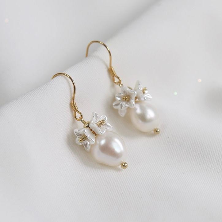 18K Gold Plated Freshwater Pearls with Flower Beads Earrings