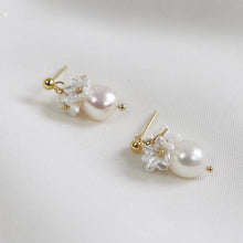 Load image into Gallery viewer, 18K Gold Plated Freshwater Pearls with Flower Beads Earrings
