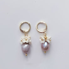 Load image into Gallery viewer, 18K Gold Plated 10mm Purple Pearl Freshwater Flora Beads Earrings
