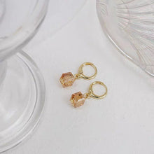 Load image into Gallery viewer, Minimalist 18K gold plated earrings featuring 6mm mini sugar cube stones in clear and champagne colors.
