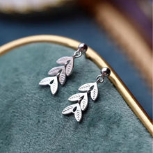 Load image into Gallery viewer, Stainless steel small Ear of Wheat Leaves earrings, 2cm, hypoallergenic and elegant.
