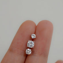 Load image into Gallery viewer, 1 Pair 3/4/5mm Moissanite Prong Sterling Silver Earrings Studs
