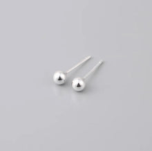 Load image into Gallery viewer, S925 Sterling Silver 3/4/5/6mm Studs Earrings
