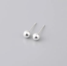 Load image into Gallery viewer, S925 Sterling Silver 3/4/5/6mm Studs Earrings
