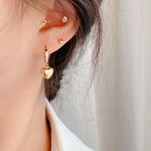 이미지를 갤러리 뷰어에 로드 , 미니멀리스트 18K 골드 도금 황동 10mm 하트 허기 귀걸이 후프 16mm

