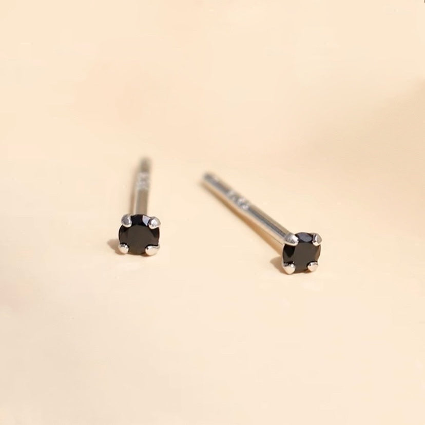 S925 Black Sapphire 2.5mm Stud Earrings