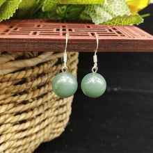 Load image into Gallery viewer, Silver 925 classical 10mm Apple green jadeite dangle hook earrings
