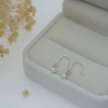 将图片加载到图库查看器，Minimalist Silver Korean Style Extra Small 3mm Freshwater Baroque Pearl Dangle Earrings
