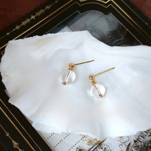 이미지를 갤러리 뷰어에 로드 , 골드 스틸 천연 AAA 투명 크리스탈 8mm 라운드 비즈 스터드 귀걸이
