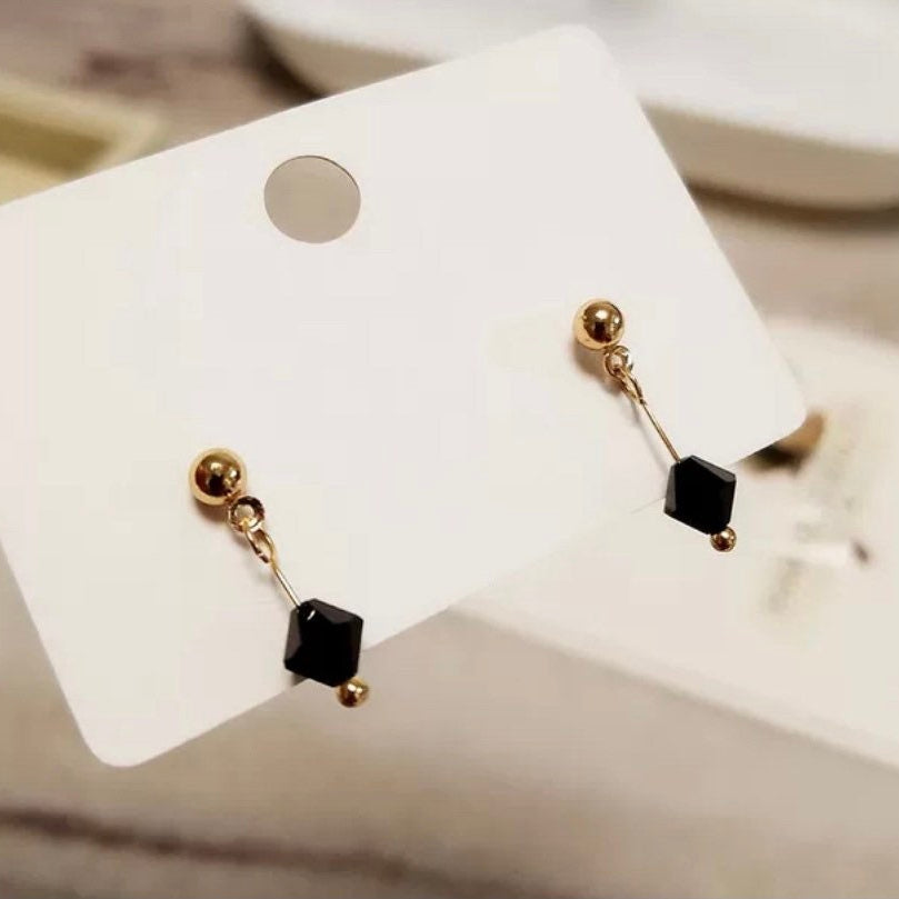 금 도금 강철 한국 패션 블랙 연마 오스트리아 크리스탈 6mm 테이퍼 비즈 귀걸이
