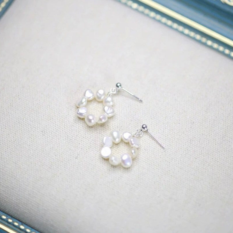 S925 실버 스터드 4-5mm 담수 바로크 화이트 진주 서클 귀걸이