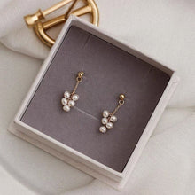 Load image into Gallery viewer, Elegant grape style 3-4mm baroque natural pearls chain gold stud earrings
