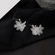 Load image into Gallery viewer, Gold/Silver Steel Stud Korean Fashion White Acrylic Flower Earrings Wedding Bridal and Bridesmaid Gifts
