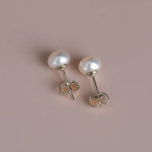 Load image into Gallery viewer, On Sale S925 Silver Small 4-5mm White Freshwater Button Pearls Studs Earrings
