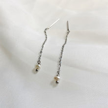 Load image into Gallery viewer, Stainless Steel 3mm Extra Small Natural Pearls Threader Earrings 6cm/7cm/10cm
