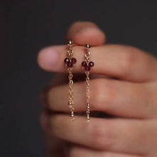 이미지를 갤러리 뷰어에 로드 , 금 도금 강철 4mm 작은 작은 면 처리된 브라질 가닛 비즈 탄생석 스터드 귀걸이 5.5cm
