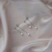 将图片加载到图库查看器，S925/Surgical Steel 3mm Mini Baroque Pearls Short Chain Earrings 3.5cm
