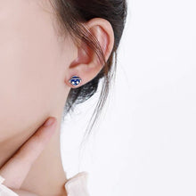 이미지를 갤러리 뷰어에 로드 , S925 실버 비대칭 2개 다른 디자인의 달과 토성 블루 에나멜 스터드 슬리퍼 귀걸이
