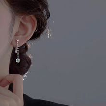 将图片加载到图库查看器，Steel Korean fashion chain link earrings with 6mm sugar cube charms, 5cm in length, perfect for a unique and trendy look.
