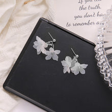 Load image into Gallery viewer, Gold/Silver Steel Stud Korean Fashion White Acrylic Flower Earrings Wedding Bridal and Bridesmaid Gifts
