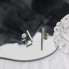 이미지를 갤러리 뷰어에 로드 , 미니멀리스트 스타일 15mm 스테인레스 스틸 바 귀걸이 스터드 남녀공용
