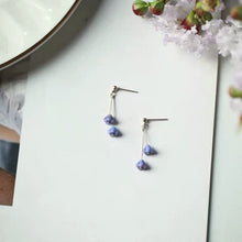 이미지를 갤러리 뷰어에 로드 , 한국 스틸 유리 베이비 벨 플라워 블루 라즈베리 6x4mm 귀걸이
