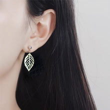 이미지를 갤러리 뷰어에 로드 , 우아한 스테인레스 스틸 얇은 경량 잎 귀걸이 3cm
