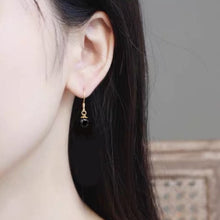 이미지를 갤러리 뷰어에 로드 , 18K gold plated 925 silver dangle earrings with a filigree flower design and 8mm black obsidian beads, perfect for adding a striking and sophisticated touch to any outfit.
