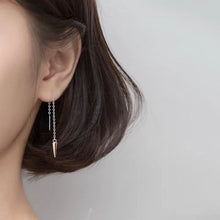 이미지를 갤러리 뷰어에 로드 , 미니멀리스트 스타일 펑크 스테인레스 스틸 1.2cm 스파이크 스레더 귀걸이 8cm
