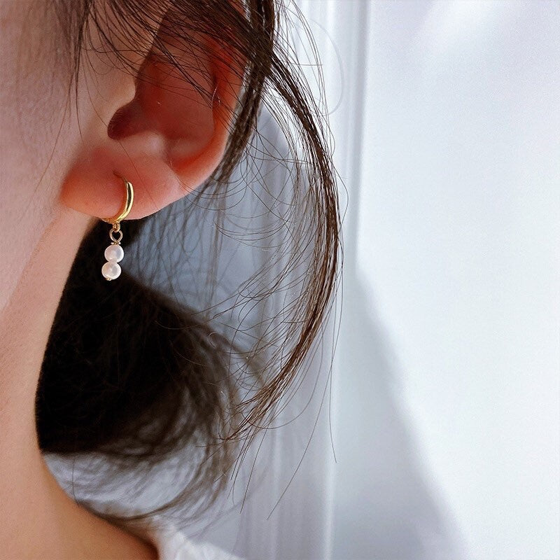 Minimalist Silver Plated/18K Gold Plated Double 3mm Tiny Button Pearls Hoop Huggie Earrings