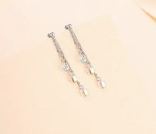 이미지를 갤러리 뷰어에 로드 , 스테인레스 스틸 6mm 오스트리아 크리스탈 클리어 Ab 레인보우 슈가 큐브 3 레이어 귀걸이 5cm
