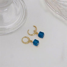 Load image into Gallery viewer, Minimalist 18K Gold Plated 6mm Mini Sugar Cube ClearAB/Champagne/Purple/Blue Lever Back Small Huggie Earrings
